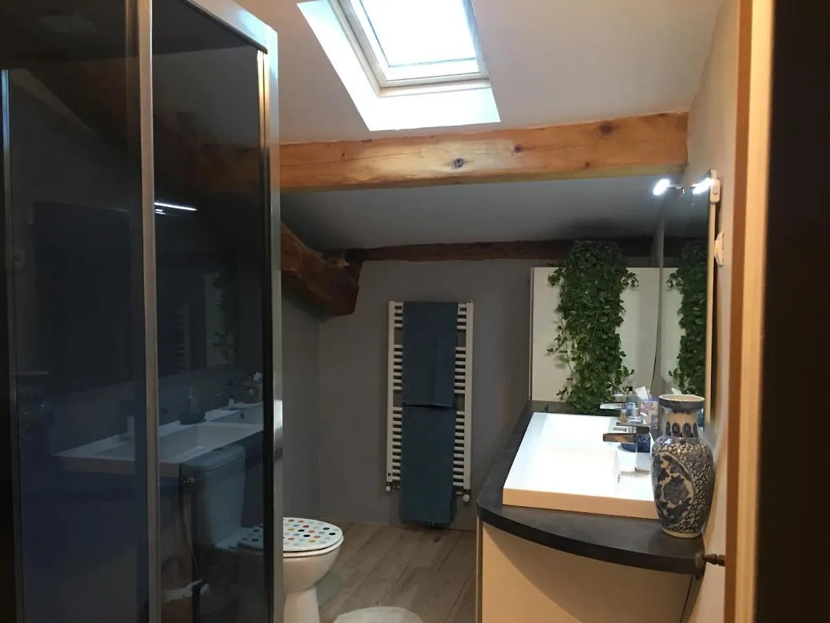 Guest house Fort De La Bastide Uzer  France